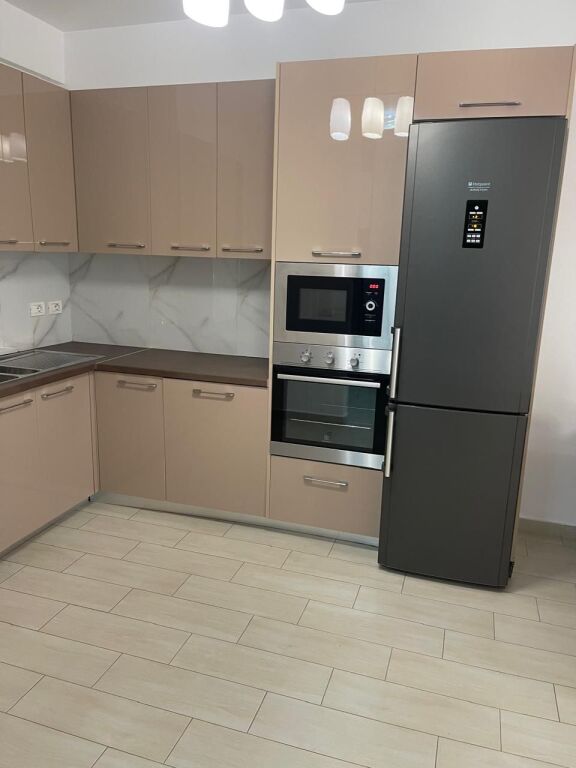 Commune of Paris_Rent 1+1