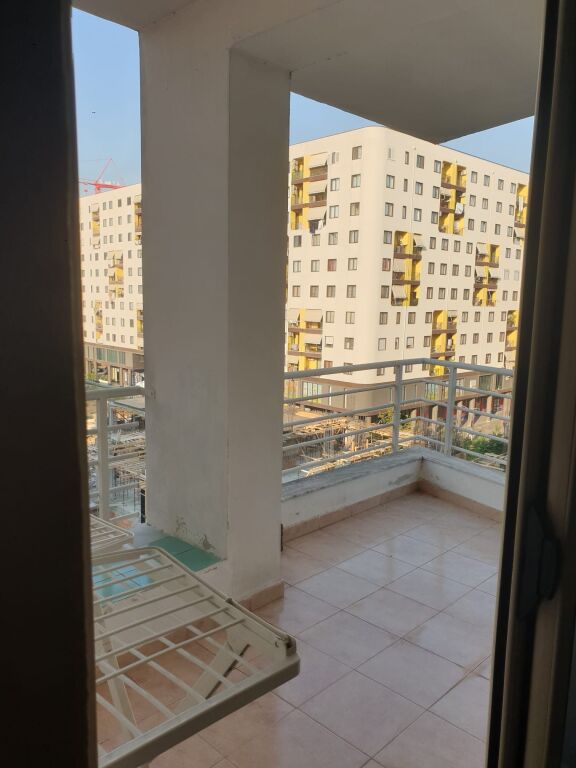 Jepet Me Qera Apartament 2+1+1 Ballkon