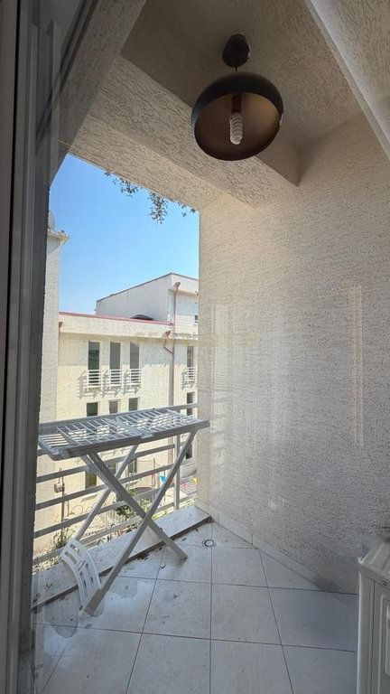 AFFITTASI DUPLEX 3+1+3 – KODRA E DIELLIT 1 (ESTENSIONE) 1.500 € /Mese