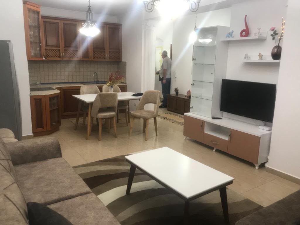 Qira, Apartament 2+1, Rruga e Kavajes