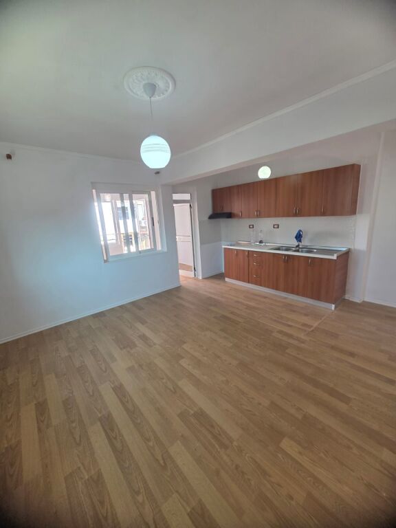 2+1 Apartment For Sale near the Hospital, Durres!
