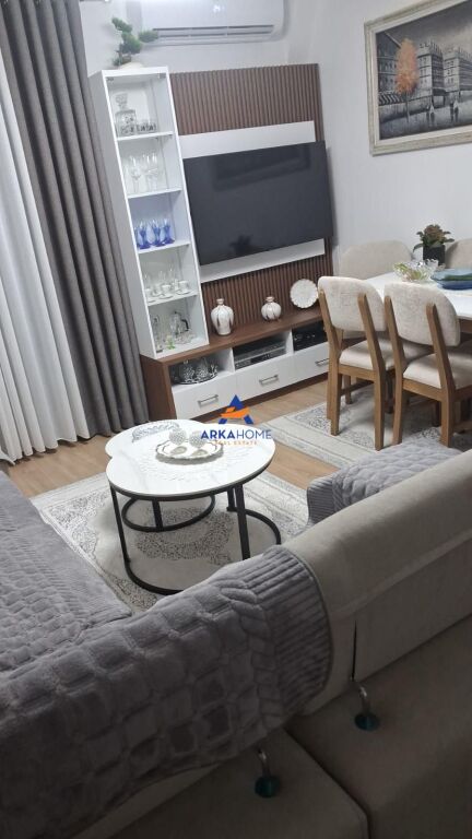 SHITET APARTAMENT 2+1+BALLKON "KINOSTUDIO" 15.400.000 LEKE