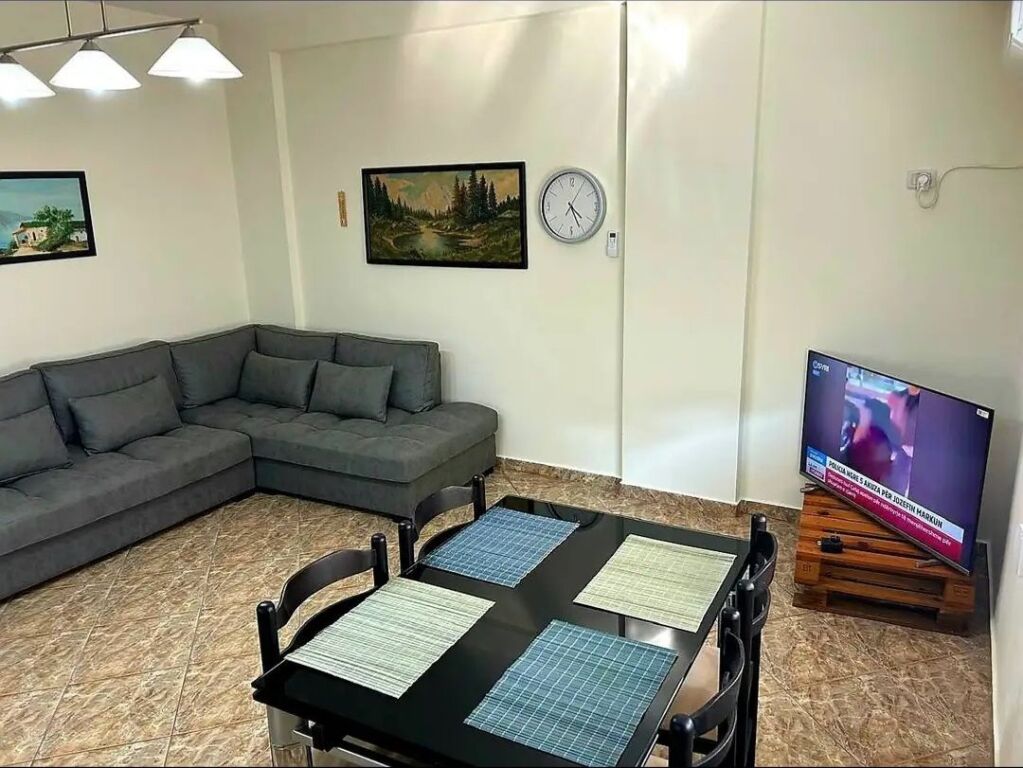 APARTAMENT ME QIRA 2+1 - KODRA E DIELLIT, perballe kristal center, TIRANE