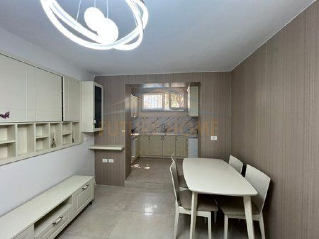 Shitet, Apartament 1+1, Selvia, Tirane