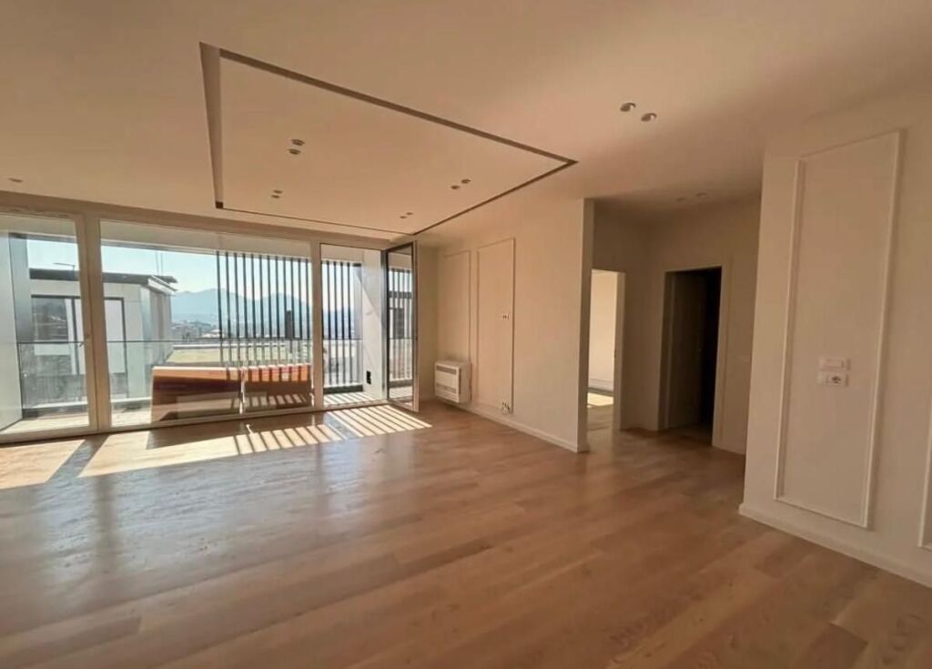 SHITET APARTAMENT 3+1 | SAUK – PALLATI I BRIGADAVE