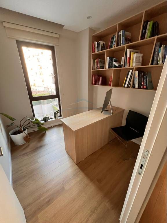 OFFICE FOR RENT – MYSLYM SHYRI