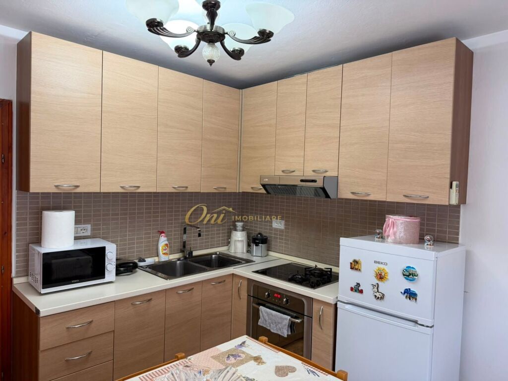 SIRI KODRA, APARTAMENT PER QERA 1+1