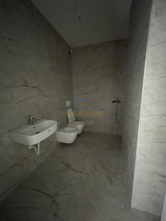 Affitto, Appartamento 1+1, Residenza "Jordan", Via Jordan Misja, Tirana .