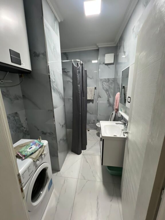 Apartament 2+1 me Qira – Spitallë, pranë Billës