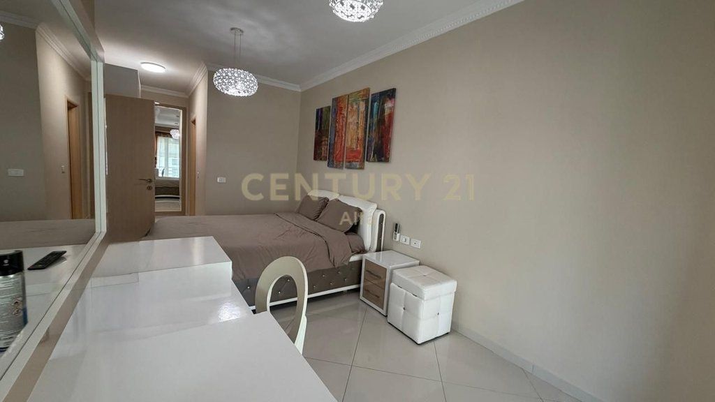 AFFITTASI DUPLEX 3+1+3 – KODRA E DIELLIT 1 (ESTENSIONE) 1.500 € /Mese