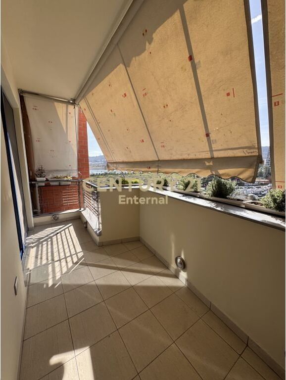 Jepet me Qera, Apartament 3+1+2+Post Parkimi, Rruga e Kosovareve