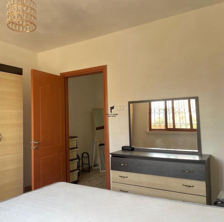 APARTAMENT ME QERA 1+1 RRUGA IRFAN TOMINI 55.000 LEKE FH-91779