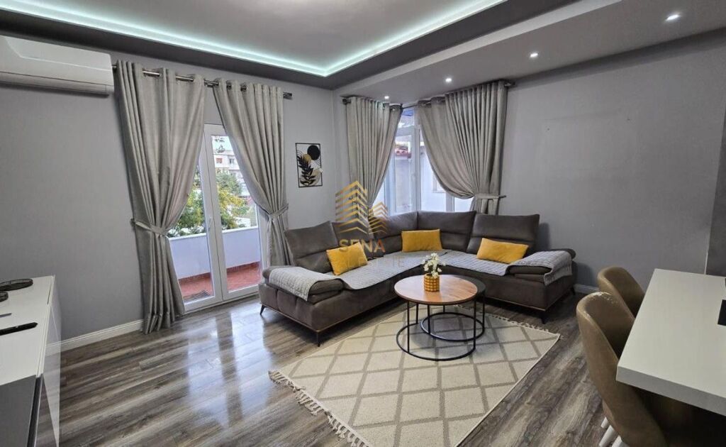 Rent, Apartment 2+1+balcony+G, Sauk, 60,000 Lek/Month