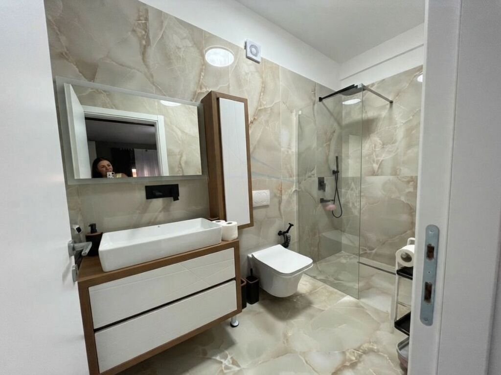 Qera, Apartament 2+1+2, Rruga e Elbasanit