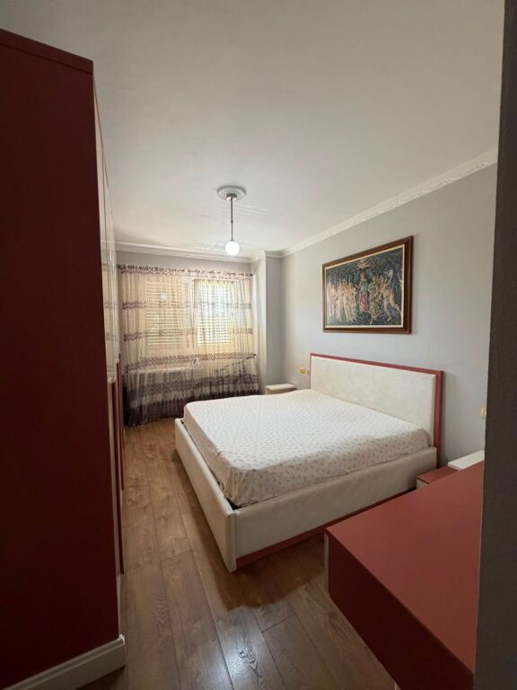 Affittasi appartamento 2+1 a Yzberisht