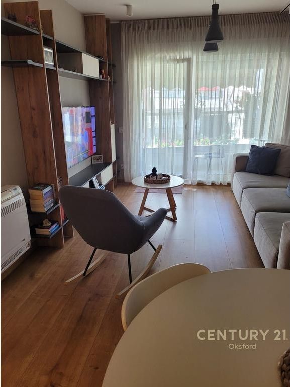 Jepet me Qera Apartament 2+1+2 tek Kompleksi MAGNET