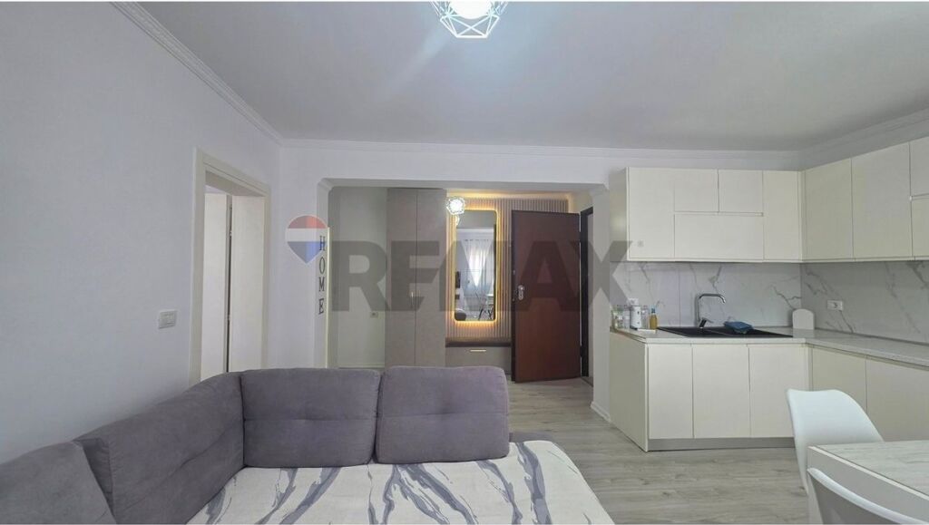 🏡 APARTAMENT 1+1 ME QIRA – ALBANO & ROMINA, VLORË