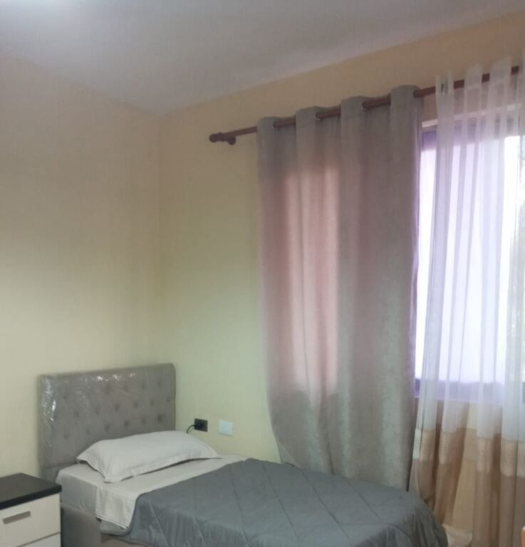 STUDIO APARTMENT 25,000 LEKE.GRANG BUILDING