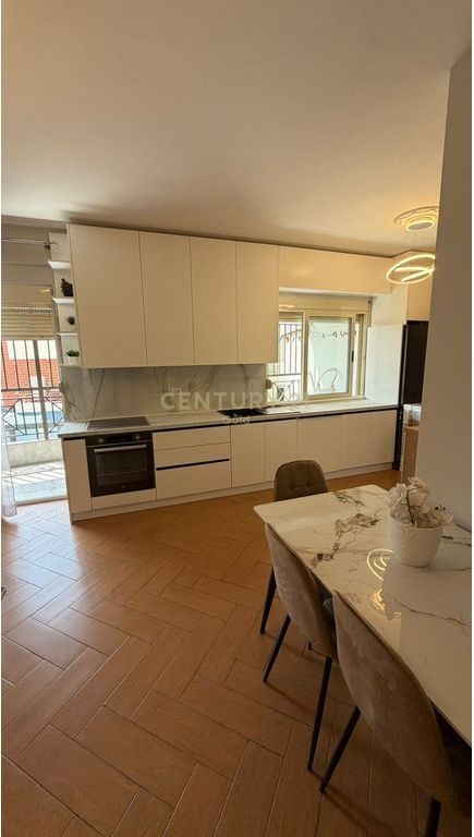 Apartament 2+1   110 m2 te Selvia