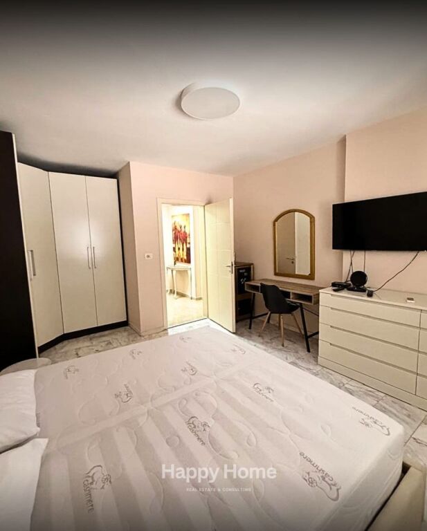 APARTAMENT 2+1+POST PARKIMI  ME QIRA – LAPRAKË ✨