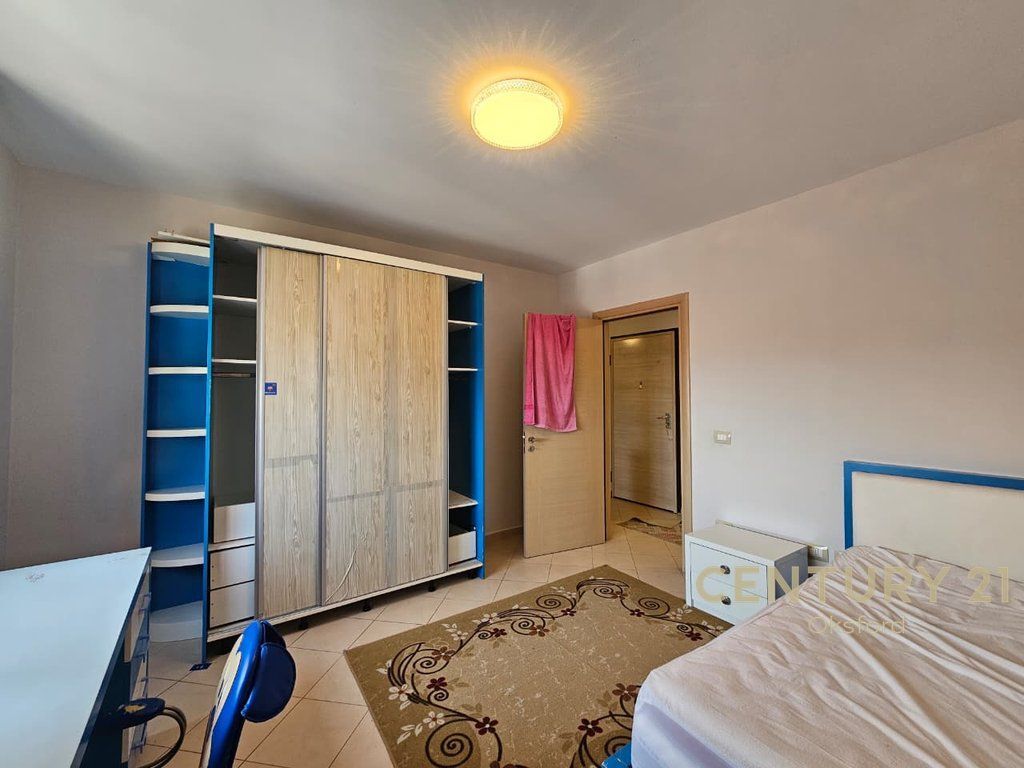 SHITET APARTAMENT 2+1+2 TE LIQENI I THATE 216,000 €