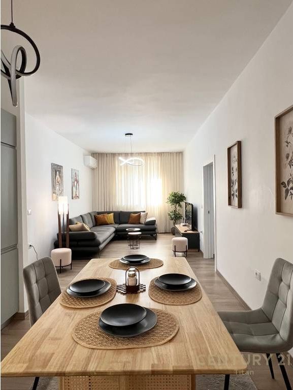 Apartament modern 2+1 per qira ne Qender
