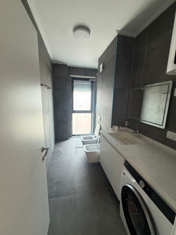 Apartment for rent 2+1+2 with parking at Akses Tirana, Sheshi shqiponja