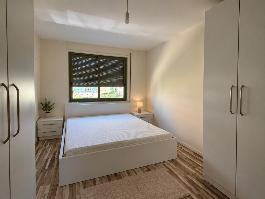 Apartament 2+1+2 per shitje tek komuna e parisit