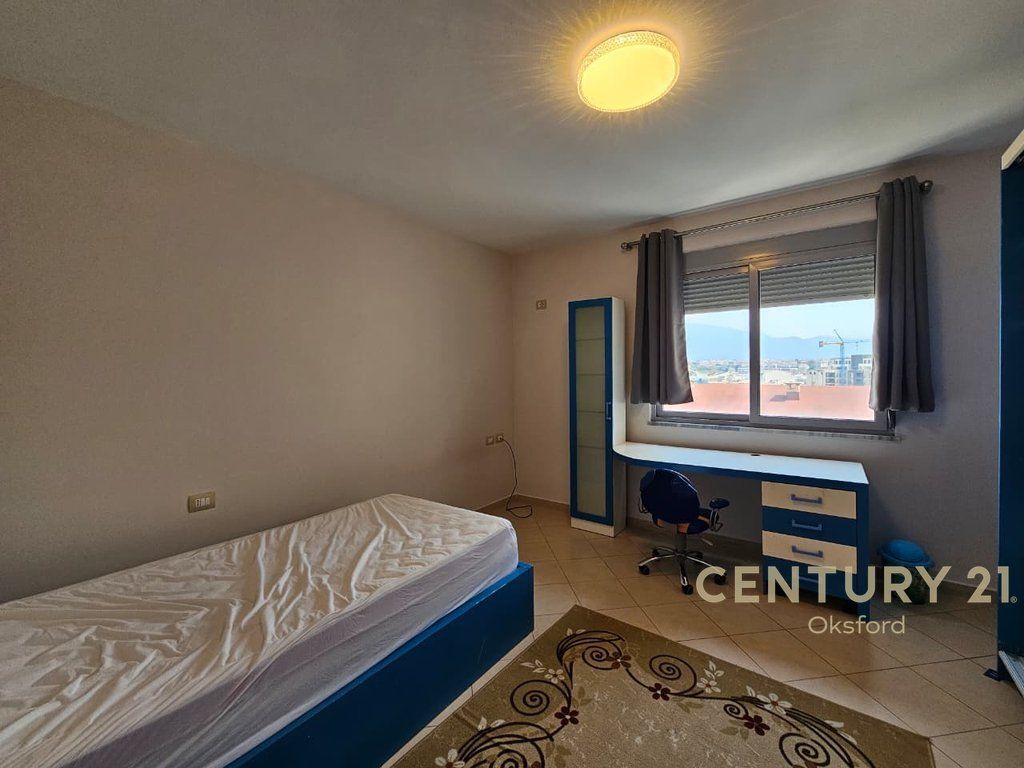 SHITET APARTAMENT 2+1+2 TE LIQENI I THATE 216,000 €