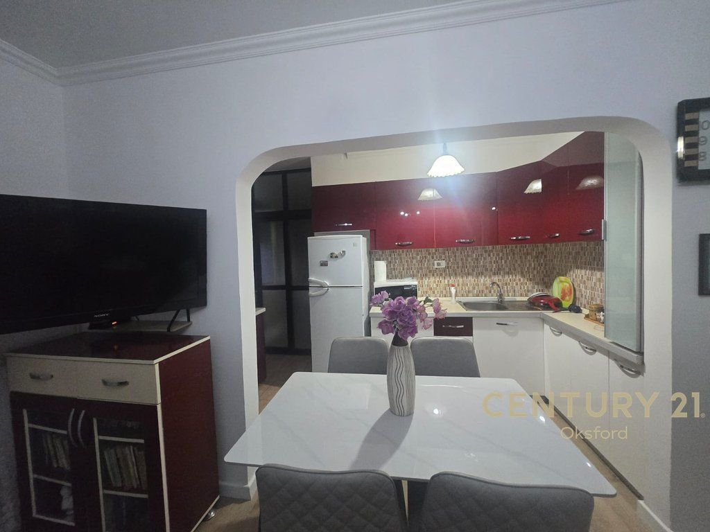 APPARTAMENTO 2+1 IN AFFITTO A XHAMLLIK 650 € /Mese 60.000 Lek /Mese