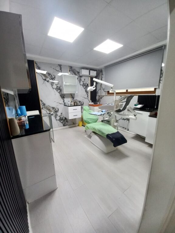 Premises for rent for dental clinic, Commune of Paris
