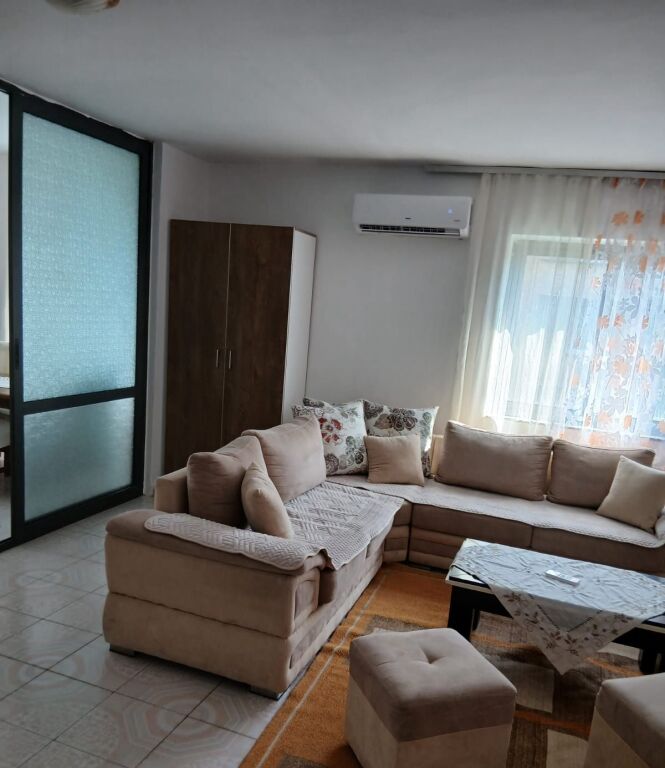 For rent Apartment 1+1, Vasil Shanto near the school “Vasil Shanto” 500 thousand old lek