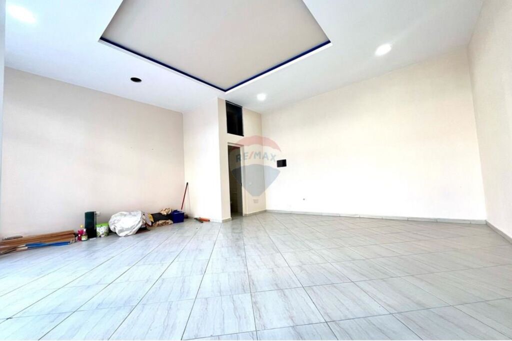 Shop for Rent