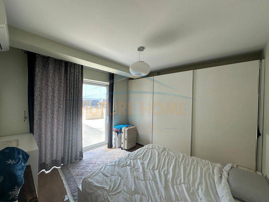 Rent, Apartment 3+1+2+ Veranda, 4 Deshmoret St., Tirana.