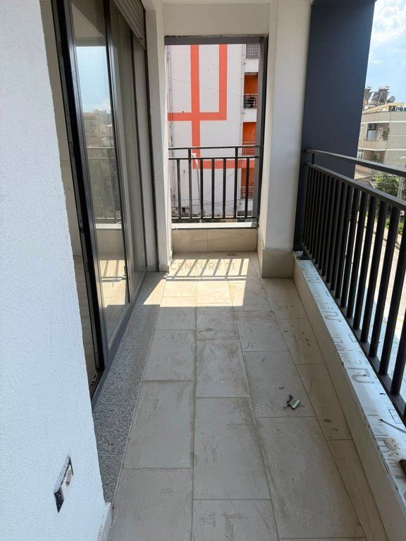 Appartamento /Ufficio 2+1+2 in affitto Nuovo Boulevard, Complesso Ndregjoni 900 € /Mese 90.000 Lek /Mese