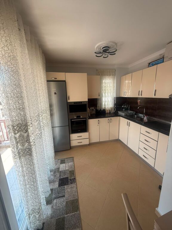 RENT APARTMENT 1+1 FLORIDA BEACH DURRES 500 EURO