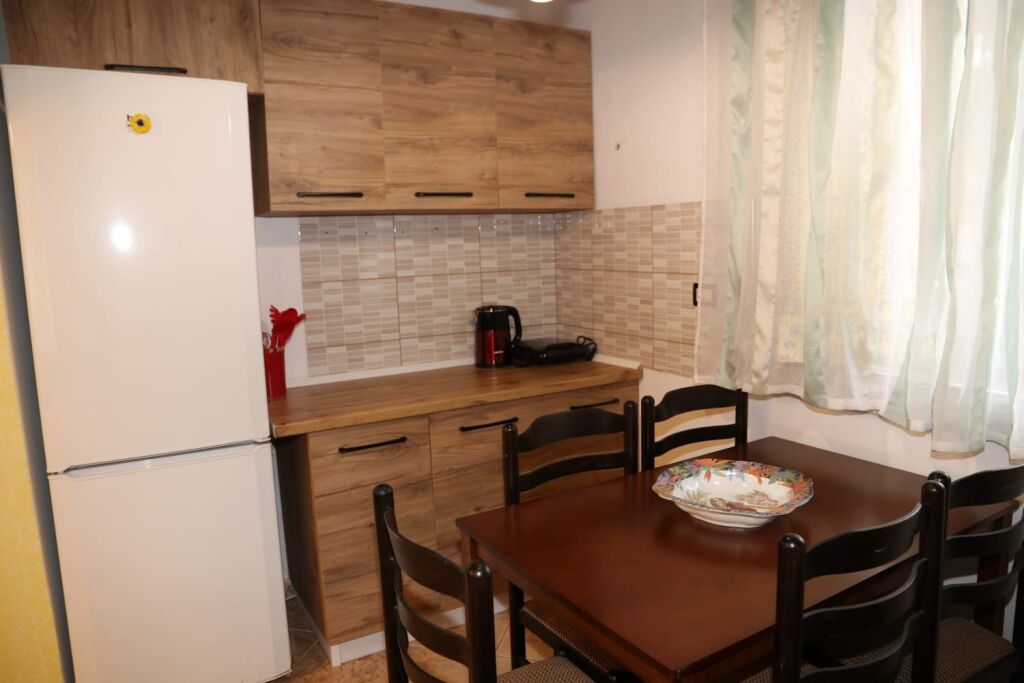 Affittasi appartamento 2+1 in Via Pandi Dardha a Lapraka  ID 5505