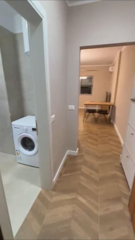 Qera | Garsoniere | Fresku | 400 €/muaj