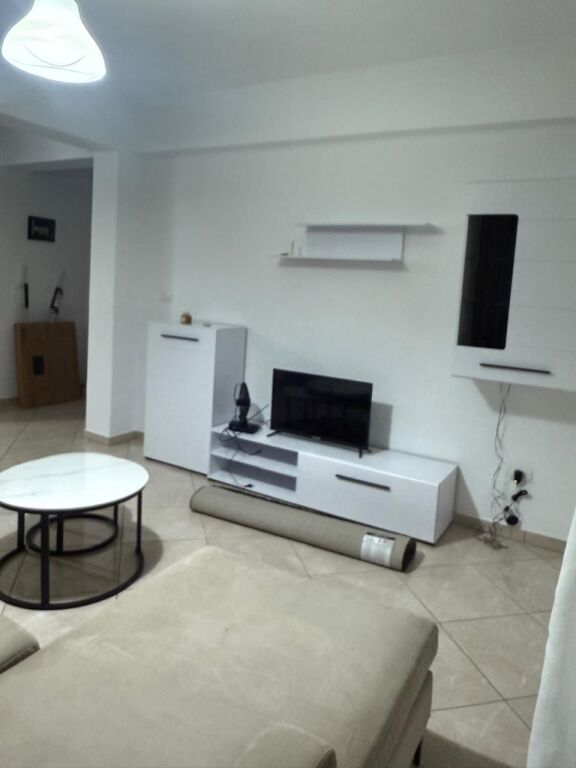 In affitto 1+1 ASTIR 450 mila lek