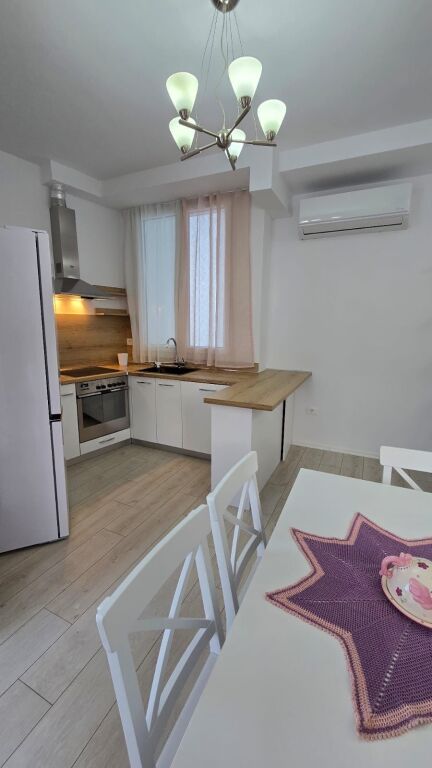 Apartament 2+1 në Astir ( Rezidenca River )