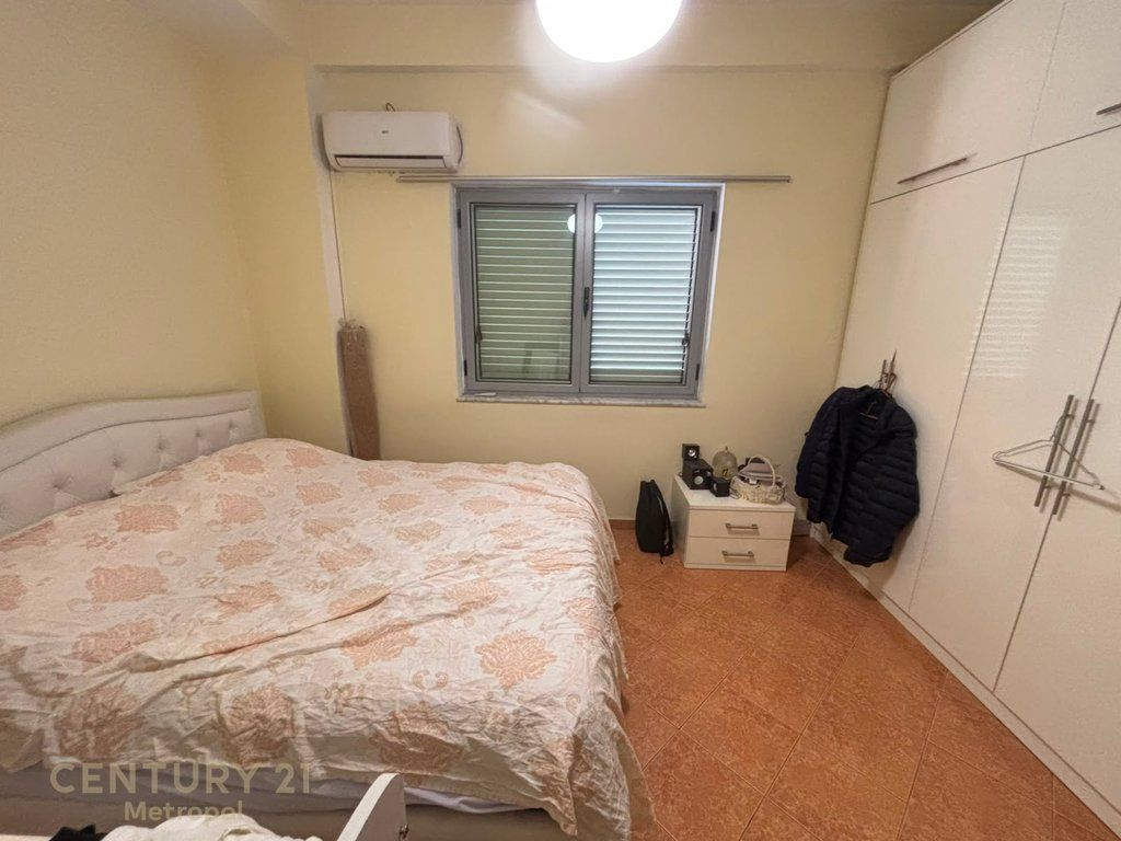 APARTAMENT 2+1 ME QIRA TEK ISH STACIONI I FUNDIT, TIRANA E RE! 650 € /Muaj