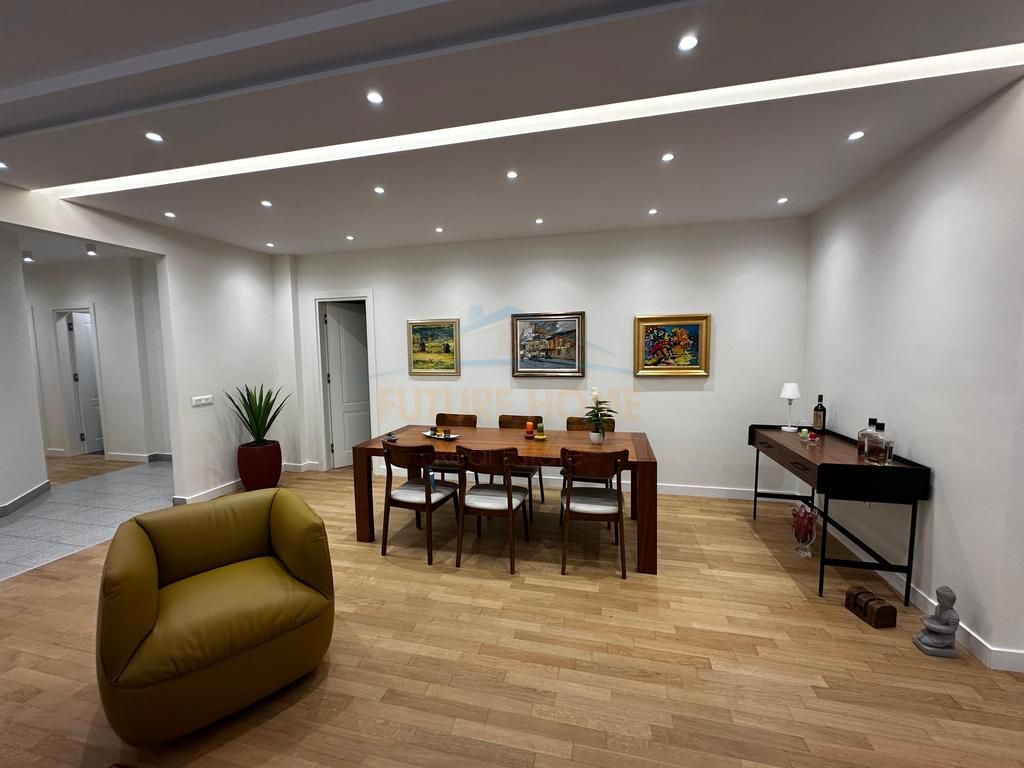 Rent, Apartment 3+1+3+ Parking Space, Residence Touch of the Sun, Tirana