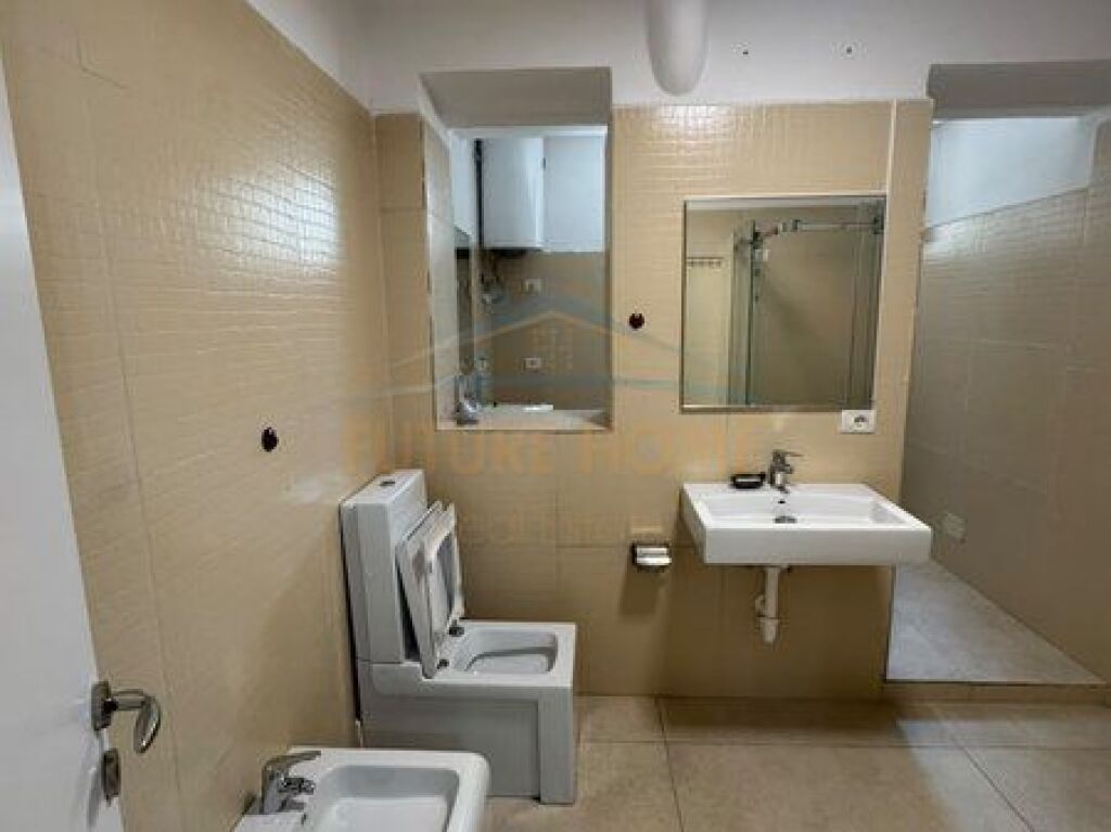 Shitet, Apartament 1+1, Selvia, Tirane