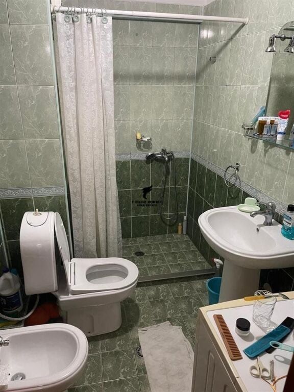 APARTMENT FOR RENT 2+1+2+2 BLK PAZARI I RI 60,000 LEKE FH-92095