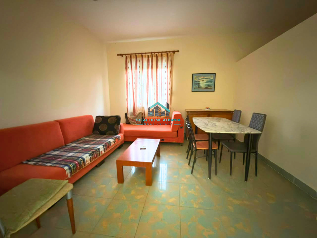 VILE NË SHITJE | 29 NËNTORI, VLORË