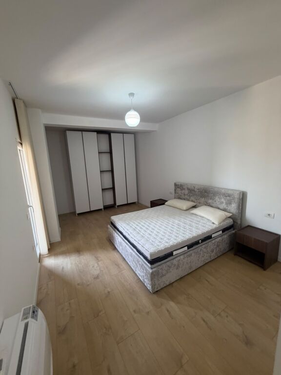 Apartment 1+1 for rent in Kamez