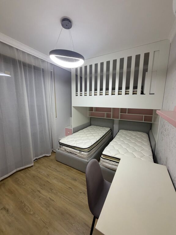 Apartment for rent 2+1+2 with parking at Akses Tirana, Sheshi shqiponja