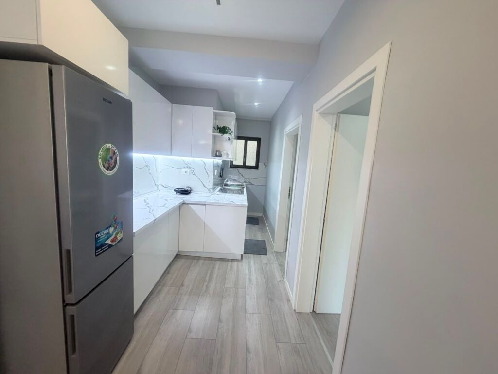 Rent | Apartament 2 + 1 | 21 Dhjetori | 800€ €/month