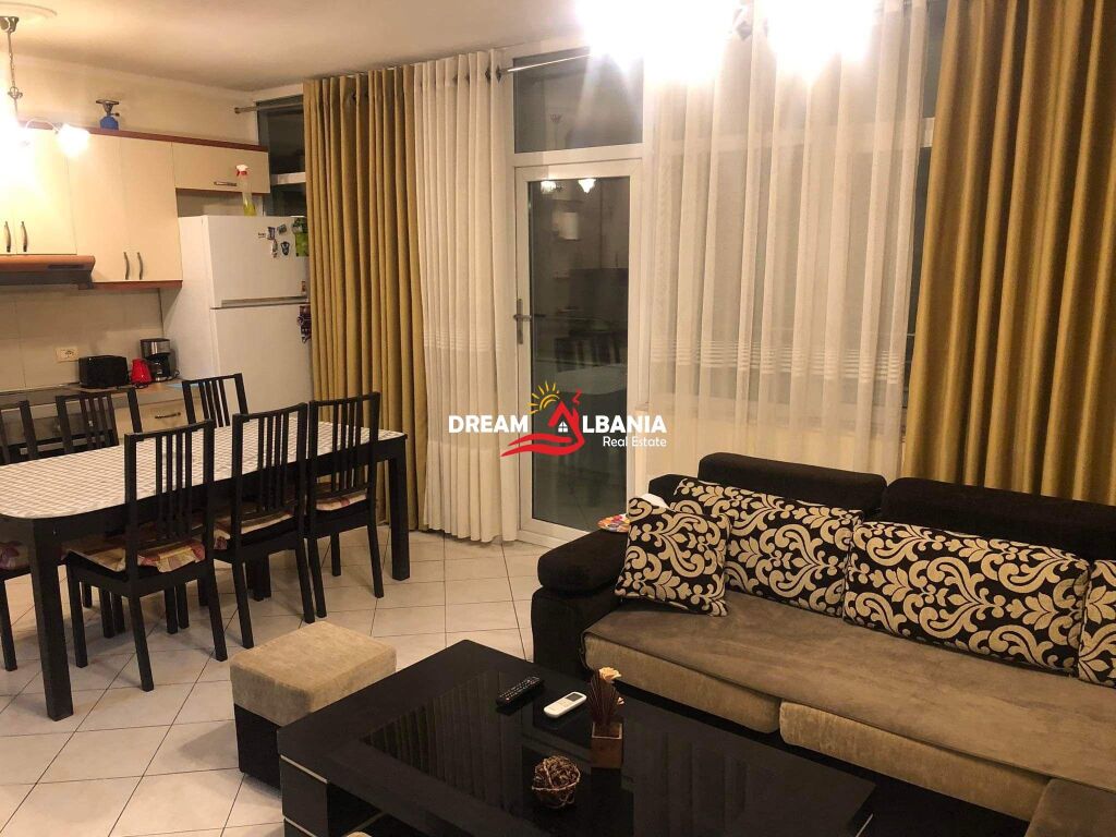 Appartamento 3+1+Veranda+Garage in affitto in via Dritan Hoxha a Tirana ID 4019