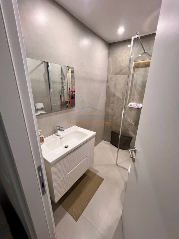OFFICE FOR RENT – MYSLYM SHYRI